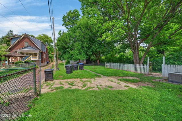 1348 S Brook St, Louisville, KY 40208