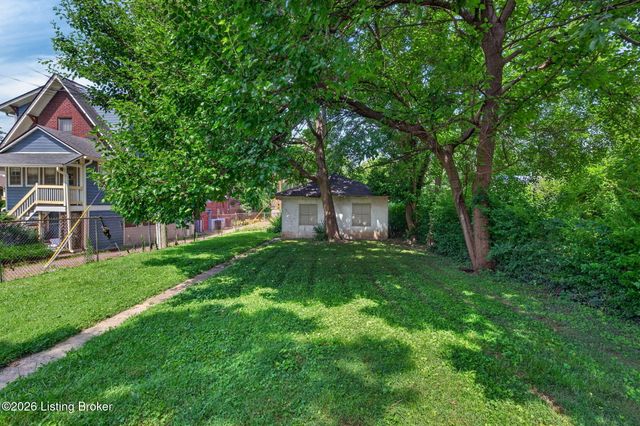 1348 S Brook St, Louisville, KY 40208
