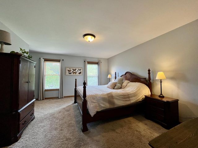 7115 Joy Marie LANE, Waterford, WI 53185