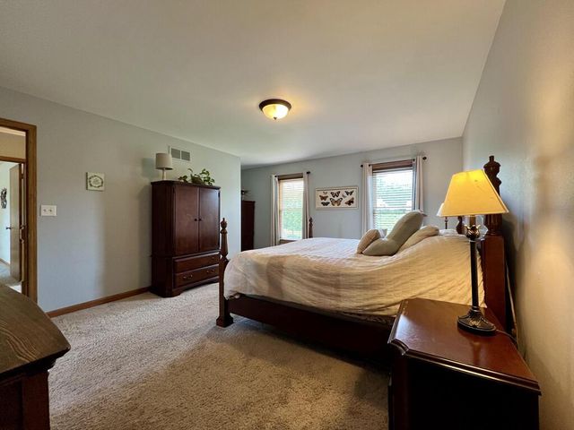 7115 Joy Marie LANE, Waterford, WI 53185