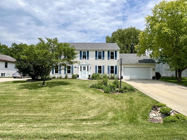 7115 Joy Marie LANE, Waterford, WI 53185