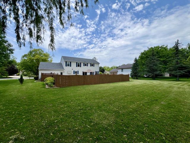 7115 Joy Marie LANE, Waterford, WI 53185