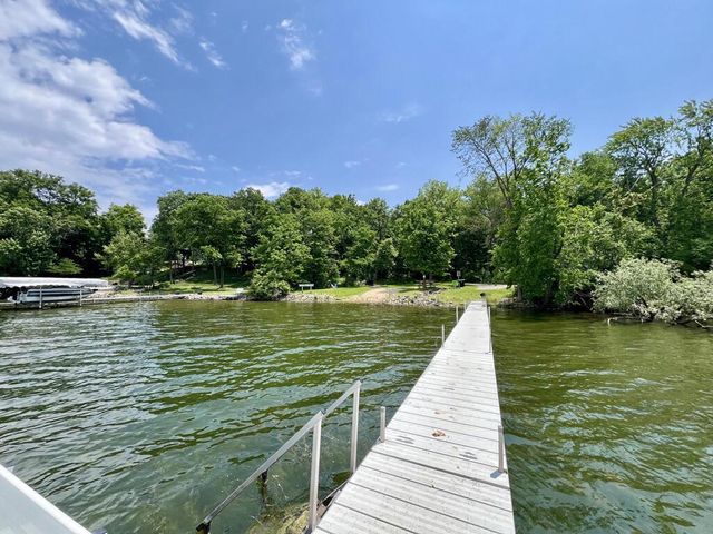 7115 Joy Marie LANE, Waterford, WI 53185