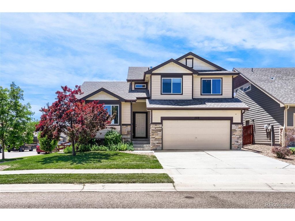 1519 New Season Dr, Windsor, CO 80550