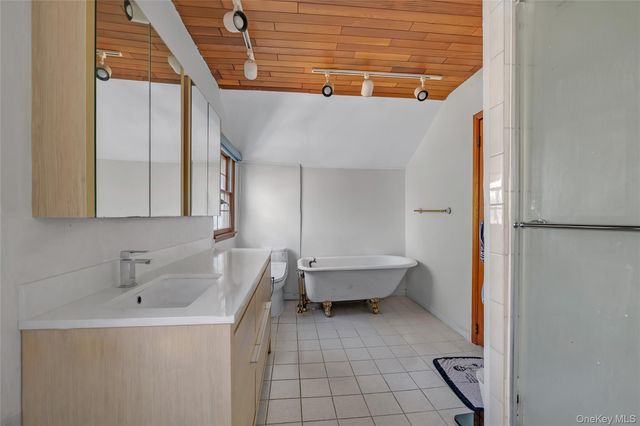 40-19 218th Street, Bayside, NY 11361
