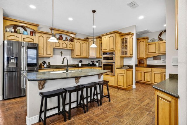 32449 LAUREL COURT, San Antonio, FL 33576