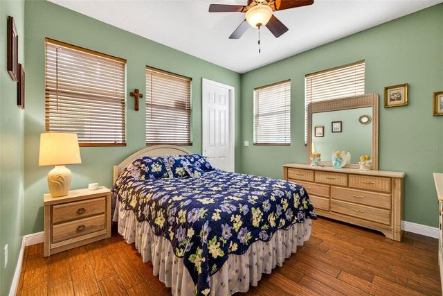 32449 LAUREL COURT, San Antonio, FL 33576