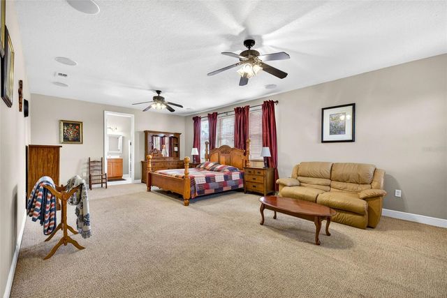 32449 LAUREL COURT, San Antonio, FL 33576