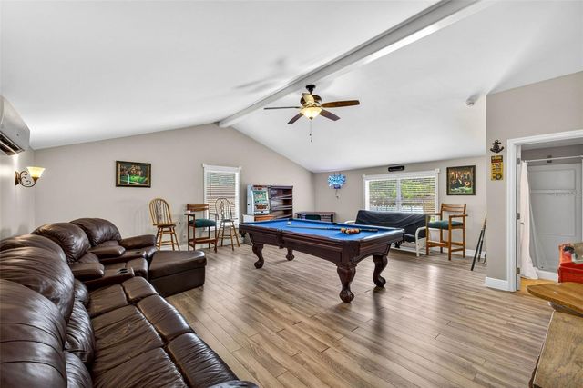 32449 LAUREL COURT, San Antonio, FL 33576