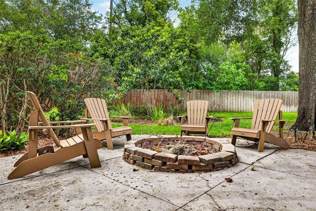 32449 LAUREL COURT, San Antonio, FL 33576