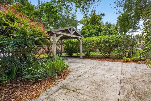 32449 LAUREL COURT, San Antonio, FL 33576