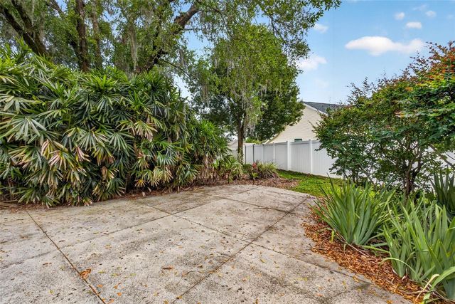 32449 LAUREL COURT, San Antonio, FL 33576