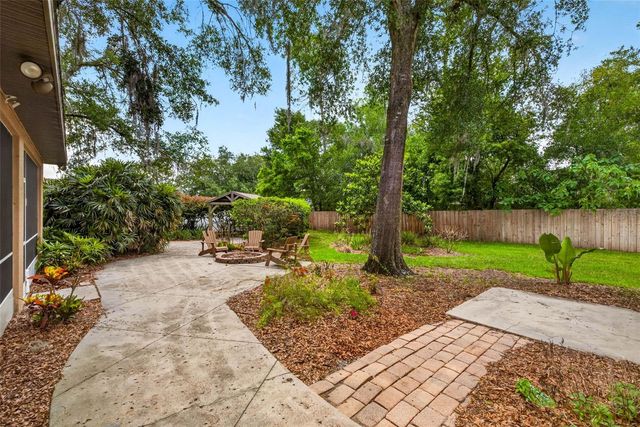 32449 LAUREL COURT, San Antonio, FL 33576