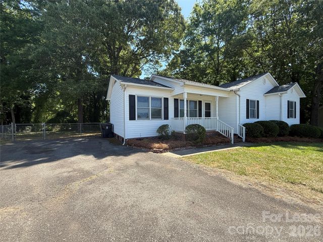 336 Valley Glenn Court NW, Concord, NC 28027