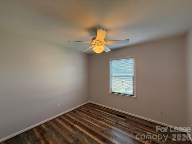336 Valley Glenn Court NW, Concord, NC 28027
