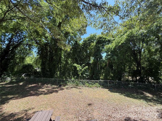 336 Valley Glenn Court NW, Concord, NC 28027