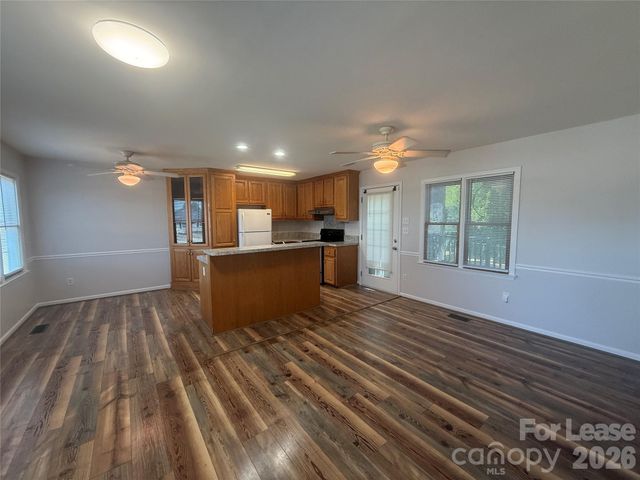 336 Valley Glenn Court NW, Concord, NC 28027