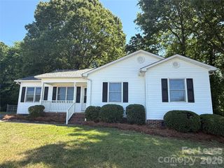 336 Valley Glenn Court NW, Concord, NC 28027