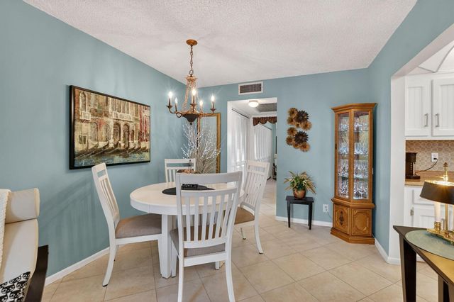 2010 N Farnham N, Deerfield Beach, FL 33442