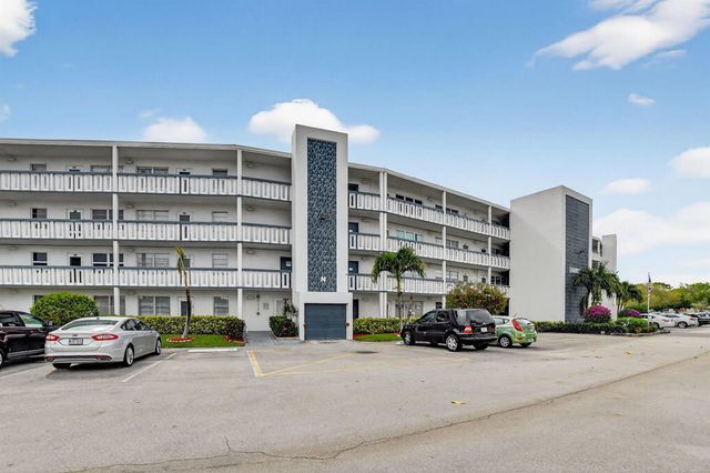 2010 N Farnham N, Deerfield Beach, FL 33442