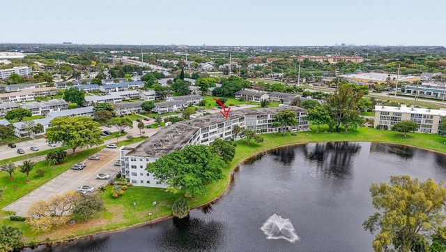 2010 N Farnham N, Deerfield Beach, FL 33442