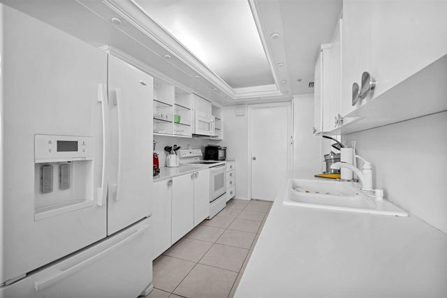 3440 S Ocean Boulevard 405s, Palm Beach, FL 33480