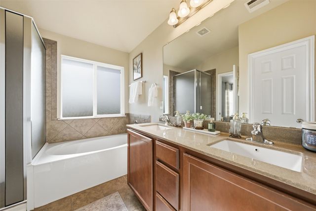 9808 Iron Horse Trail, Waco, TX 76708