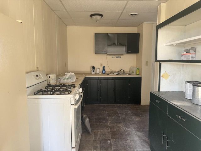 1901 N 58th St, Superior, WI 54880