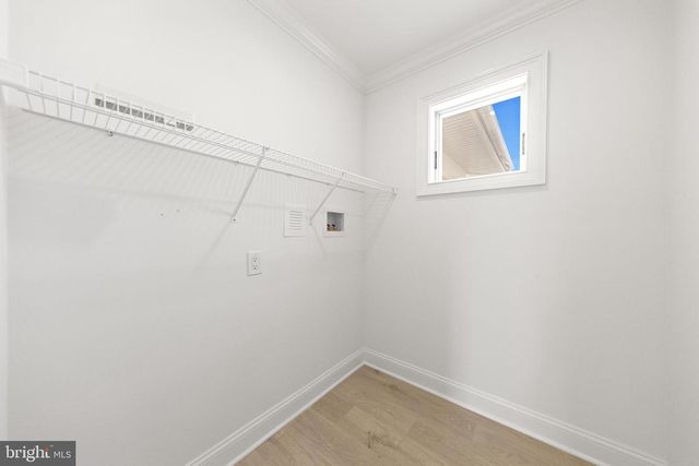 354 W 11TH ST, Ship Bottom, NJ 08008