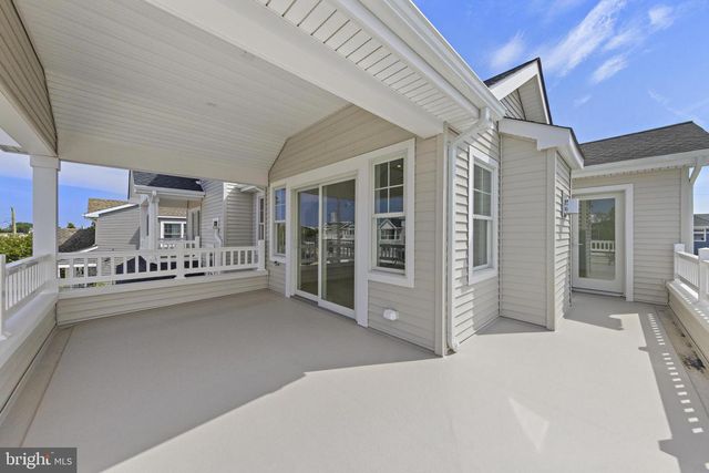 354 W 11TH ST, Ship Bottom, NJ 08008