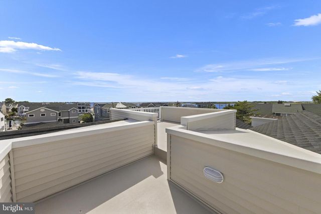 354 W 11TH ST, Ship Bottom, NJ 08008