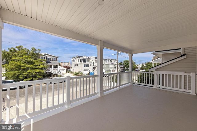 354 W 11TH ST, Ship Bottom, NJ 08008