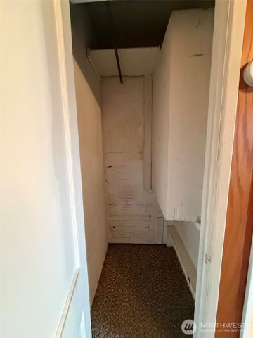 1010 W Perry Street, Aberdeen, WA 98520