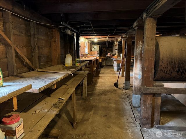 1010 W Perry Street, Aberdeen, WA 98520