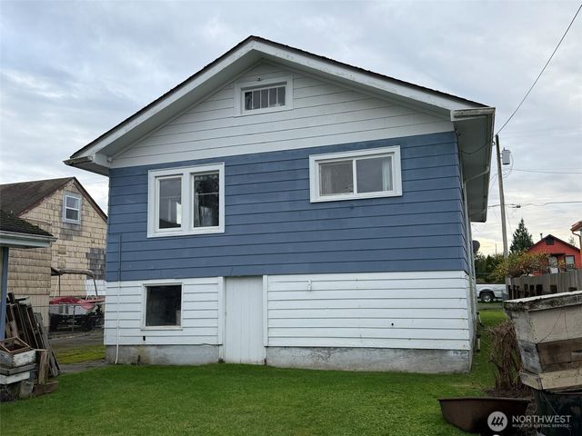 1010 W Perry Street, Aberdeen, WA 98520