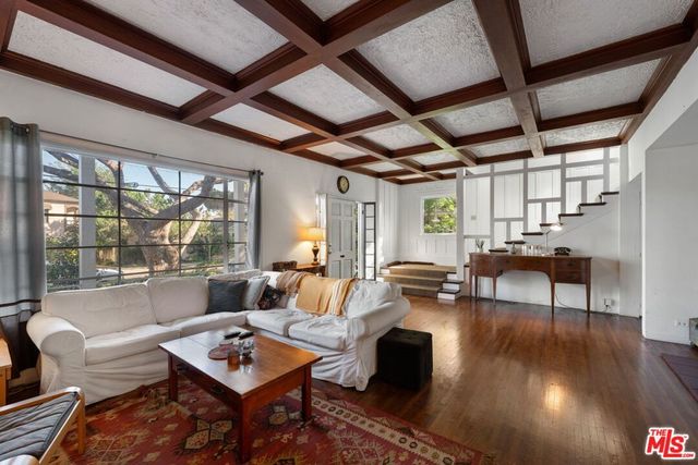 333 E Anapamu Street, Santa Barbara, CA 93101