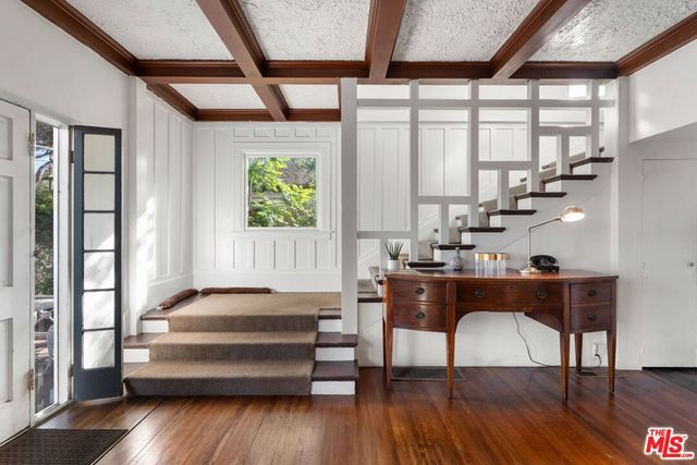 333 E Anapamu Street, Santa Barbara, CA 93101