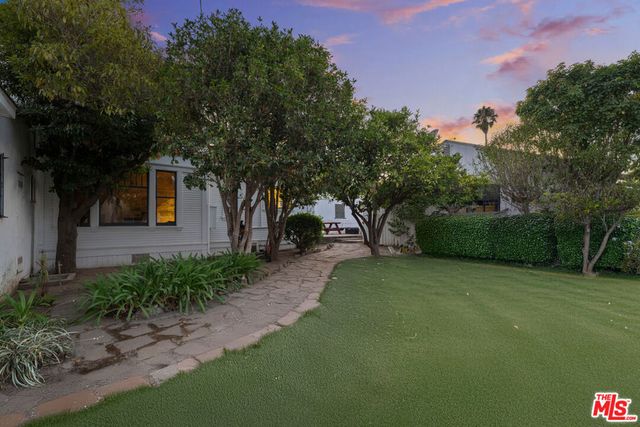 333 E Anapamu Street, Santa Barbara, CA 93101