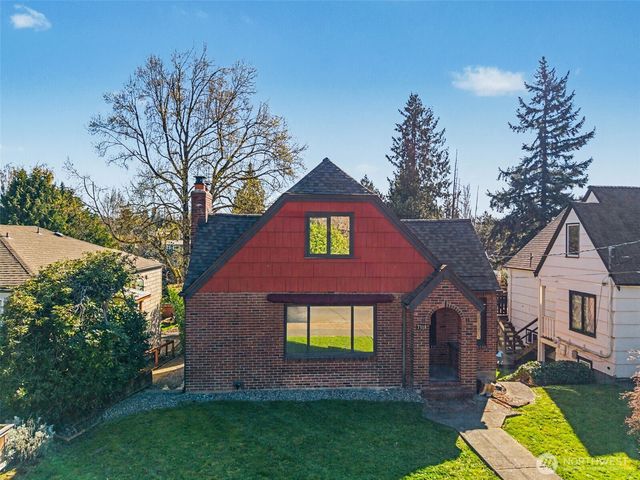 7318 20th Avenue NE, Seattle, WA 98115