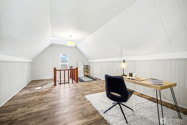 7318 20th Avenue NE, Seattle, WA 98115