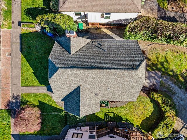 7318 20th Avenue NE, Seattle, WA 98115