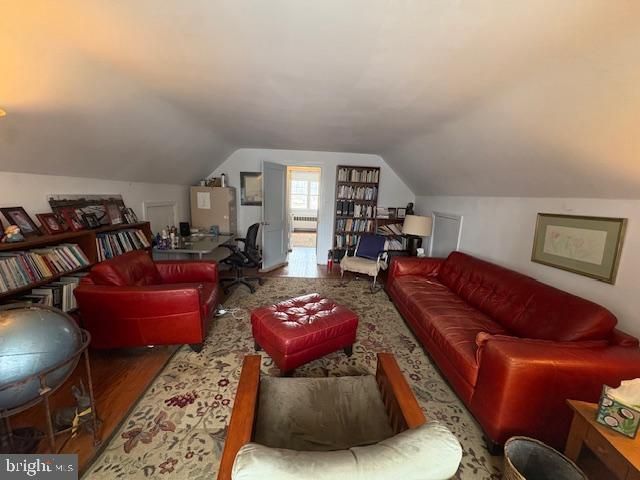 3538 RHOADS AVE, Newtown Square, PA 19073