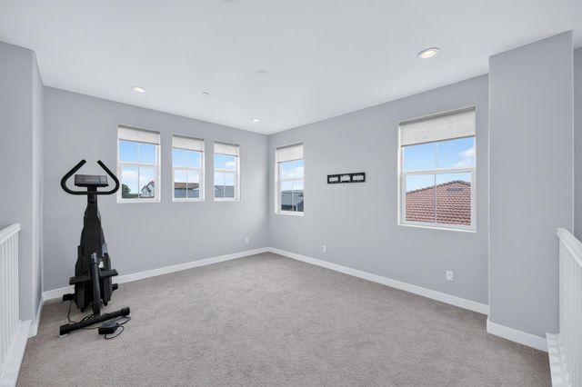 907 Orchard Hills Road, Madera, CA 93636