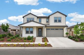 907 Orchard Hills Road, Madera, CA 93636