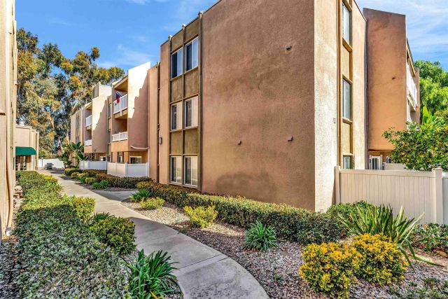 3030 Suncrest Dr 801, San Diego, CA 92116