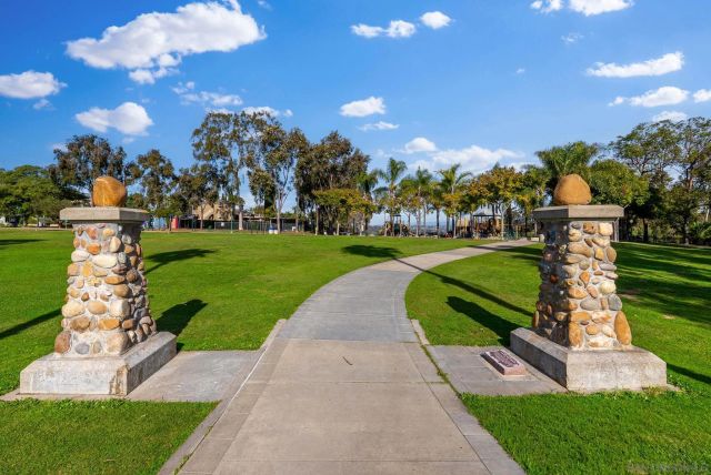 3030 Suncrest Dr 801, San Diego, CA 92116