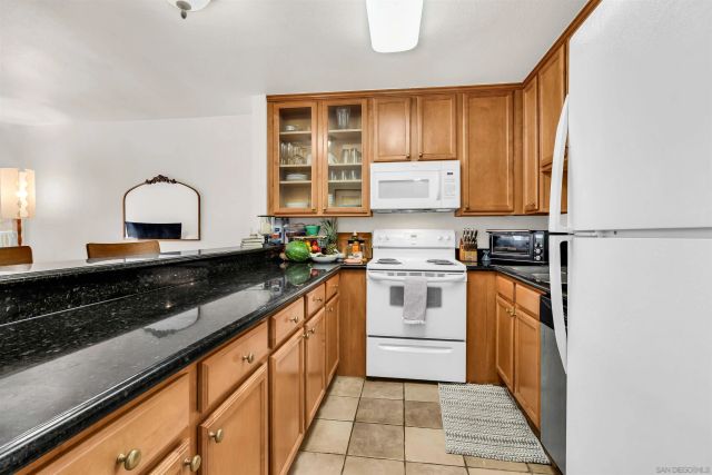 3030 Suncrest Dr 801, San Diego, CA 92116