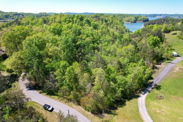 13 Pleasure Rd, Sevierville, TN 37876