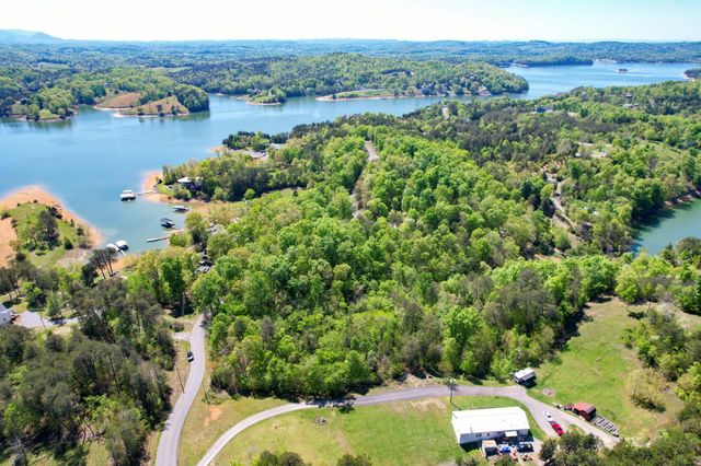 13 Pleasure Rd, Sevierville, TN 37876