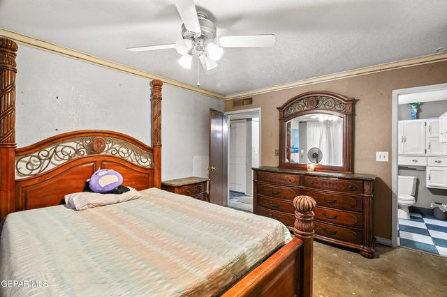 404 LESA Lane, El Paso, TX 79915